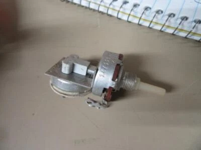 NOS RCA 131013 Potentiometer 1 Meg Ohm Resistor Control - Image 1 of 4