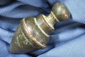 Plomada bronce rara. S.XVI Rare bronze plumb bob. 16th Century - Bild 1 von 5