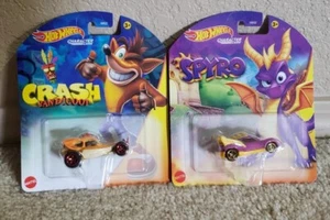 Hot Wheels Character Cars Crash Bandicoot & Spyro the Dragon - Picture 1 of 2