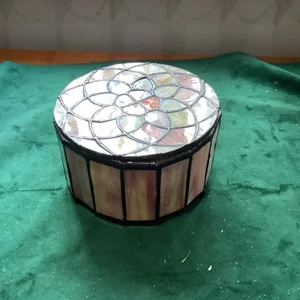 Vintage  Tiffany Style  Replica Stained Glass Jewellery Ornament Trinket Box, - Picture 1 of 9