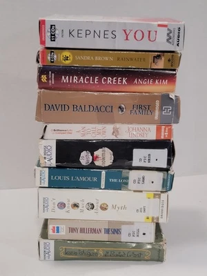 10 Lot of Audiobooks on CD Various Authors - Unabridged Versions - Novels Foto 1 de 4