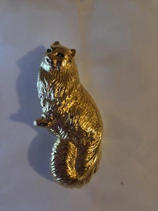 Broche prendedor vintage Monet dorado ojos esmalte verde gato tono dorado años 90 - Imagen 1 de 5