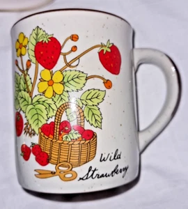 Vintage Wild Strawberry Coffee Mug Cup Stoneware Brown Speckles MCM - Picture 1 of 4