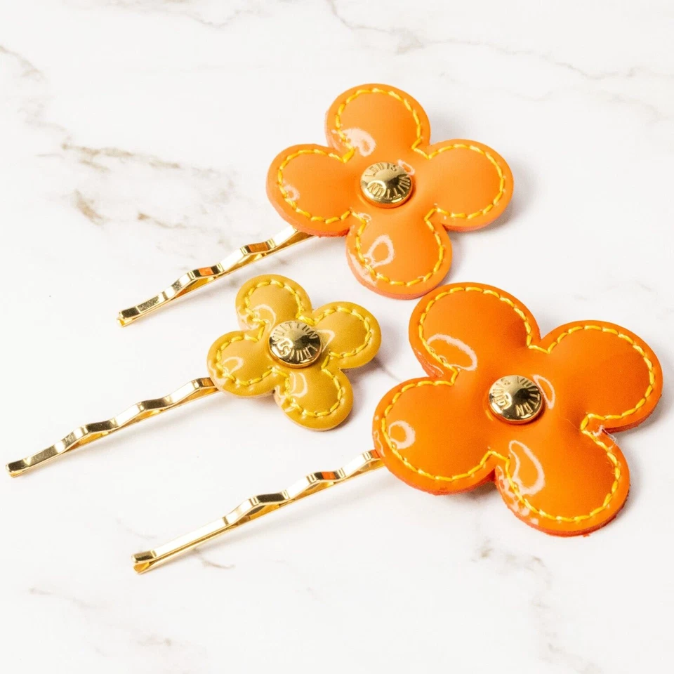 LOUIS VUITTON Vernis Barrette fleur Hair Clip Set x3 M92259 Flower Hairpins [S] - Image 1 of 4