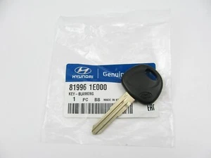 New Genuine OEM Key Blank Uncut 81996-1E000 For 2005-2012 Hyundai Elantra - Bild 1 von 3