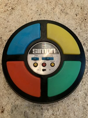 Juego electrónico vintage Milton Bradley Simon 1978 - funcionando Foto 1 de 3