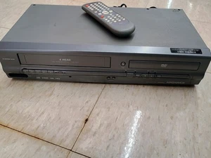 Combo reproductor VHS Magnavox DVD/VCR MWD2205 con control remoto probado y funciona - Imagen 1 de 13