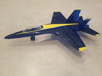 ERTL Force One 1989 metal fundido a presión Marina F-18A EE. UU. Navy Blue Angels Jet #1489 Foto 1 de 4