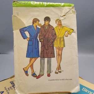 Vintage Sewing PATTERN Simplicity 9637, Mens 1971 Robe in Two Lengths, Size Larg - Picture 1 of 3