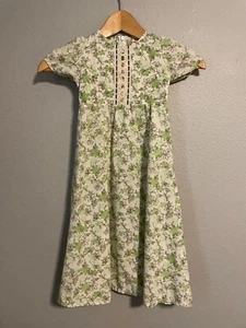 Vintage Handmade Girls Maxi Dress Size 4 Green Floral Lace Trim Cottagecore 70s - Picture 1 of 6