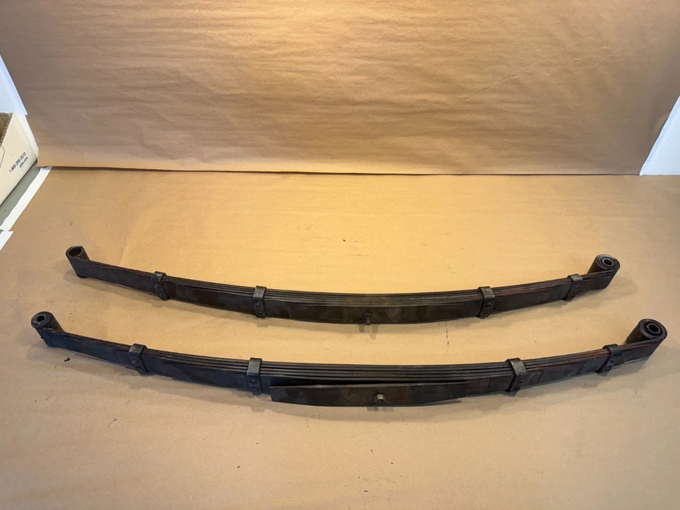 Задние листовые пружины Jaguar XK140 - Изображение 1 из 4