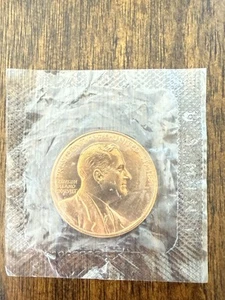 VTG.FRANKLIN DELANO ROOSEVELT IN MEMORIAM MEDAL PRESIDENT 4 TERMS DIED- 1945 - Picture 1 of 2