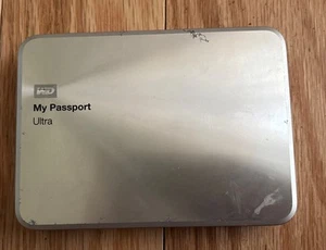 WD My Passport Ultra 2TB External Hard Drive 10th Anniversary Edition - Afbeelding 1 van 2