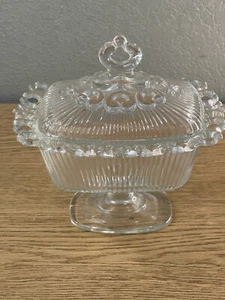Vintage Spitzenrand von Indiana Glassockel bedeckt Süßigkeitenschale, klares Glas - Bild 1 von 3