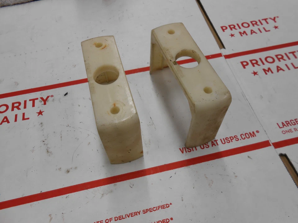 1995 POLARIS 440 L/C XCR: ОБА ПЛАСТИКОВЫХ ДАТЧИКА ОСТАЕТСЯ - Изображение 1 из 1