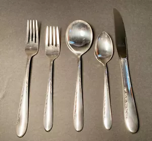 1955 Reed & Barton Silver Blossoms Silver-plate Service for 6 - Picture 1 of 7