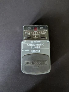 Behringer TU300 Guitar/Bass Tuner Pedal Chromatic - Picture 1 of 4