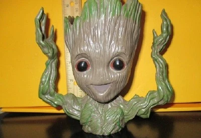 Maceta Baby Groot Guardianes de la Galaxia Planta Árbol, Caramelo/Llavero Foto 1 de 3