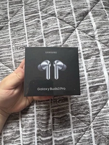 Samsung Galaxy Buds 3 Pro Bluetooth - Photo 1 sur 2