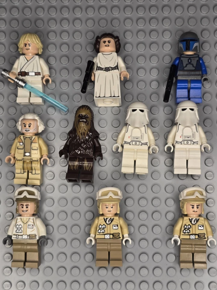 Lego Star Wars Minifigures Lot - Image 1 of 1