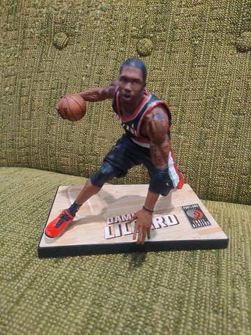 DAMIAN LILLARD MCFARLANE FIGURE NBA 23 SERIES TRAIL BLAZERS DEBUT ROOKIE loose Cover