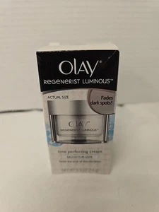 Olay Regenerist Luminous Tone Crema Perfezionante Idratante Macchie Scure 0,5 oz - Foto 1 di 6