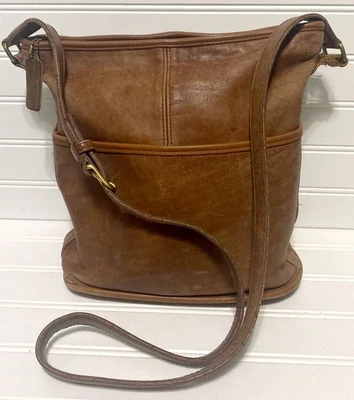 Bolso de hombro Coach vintage de cuero marrón Bucket Bleeker 4153 Foto 1 de 4