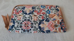 Vera Bradley Mandala Encantado Cremallera Identificación y Tarjetero Billetera Pluma Incluida - Imagen 1 de 5