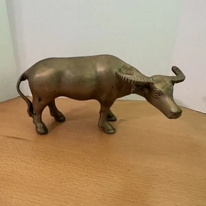 Vintage massive Messing Wasserbüffel Figur Deko Südasien schwer! - Bild 1 von 9