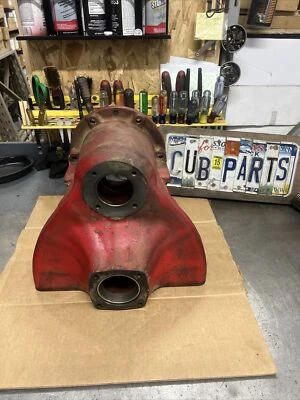 Farmall Cub final drive housing #350806 R4 - Image 1 of 4