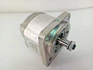 Rexroth 0510 225 006 Hydraulic gear pump 0510225006 - NEW - Picture 1 of 12