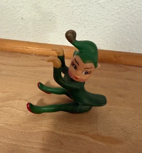 Colgador de copa de goma verde escalador duende elfo pixie de Navidad vintage  - Imagen 1 de 4