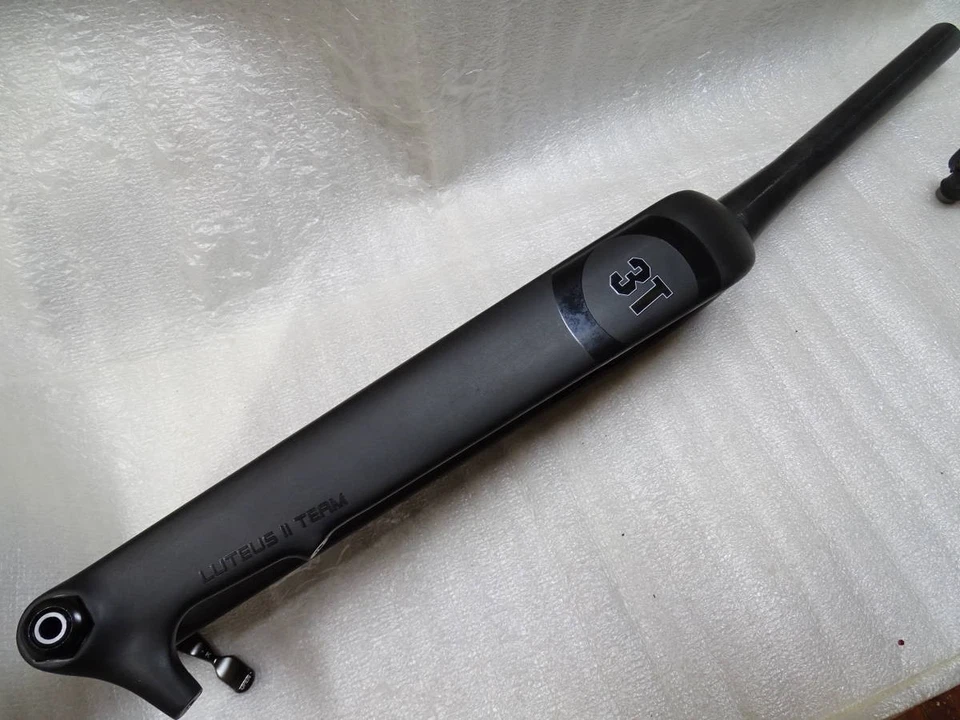 3T LUTEUS 2 TEAM STEALTH Gravel Cross fork 15x100 700C Brand new - Image 1 of 4