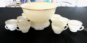 13 Stck. Hocking Elfenbein Sandwich Glas 22K Goldrand Bowle Schüssel Set Glaskelle - Bild 1 von 17