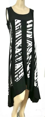 Vestido recto lápiz R M Richards blanco y negro alto bajo sin mangas 12 Foto 1 de 4