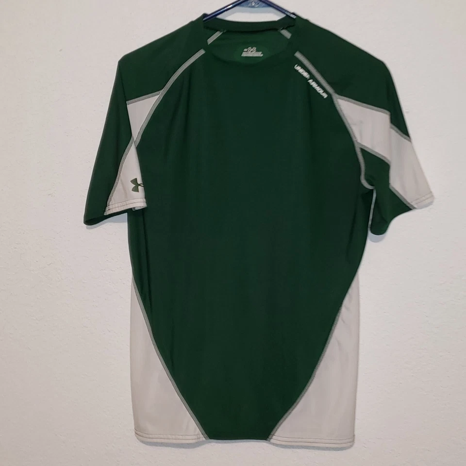 Under Armor Heatgear 宽松男孩 XL 码绿色和白色运动 T 恤 — 第 1/3 张图片