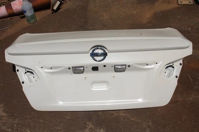 Tapa maletero trasero Nissan Altima 16-18 blanco perla QAB FREIGHT FABRICANTE DE EQUIPOS ORIGINALES Foto 1 de 2