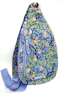 Vera Bradley Sling Rucksack verstellbarer Riemen Faultier Blumen Lavendel Natur gebraucht - Bild 1 von 4