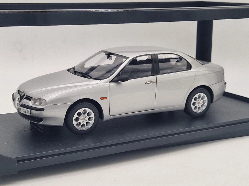 ALFA ROMEO 156 2.0 Twin Spark - Mitica-Diecast - Scala 1/18 - Immagine 1 di 4