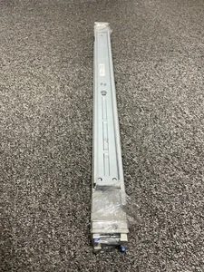 IBM X3620 / X3620 M3 / X3630 M3 Rackmount Server Rail Kit 69Y1106 69Y1108 L&R - Picture 1 of 2