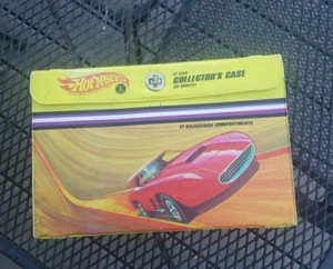 Vintage 1968 Hot Wheels 12 Car Collector’s Case Yellow (Empty) - Picture 1 of 15