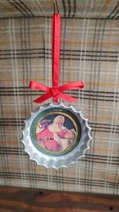 Coca-Cola ~ Trim-A-Tree ~ 1991 ~ Santa Claus ~ Coke Bottle Cap Ornament - Picture 1 of 5