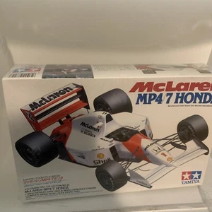 TAMIYA MCLAREN MP4/7 Honda 1/20 Scale Model Car Kit Sealed Grand Prix Hobby Gift - Picture 1 of 6