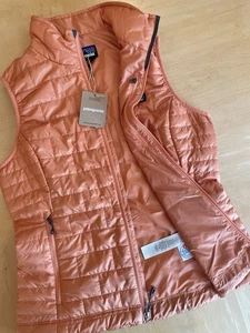 NEW (2025)! PATAGONIA Women Nano Puff Vest Jacket—(M)—Insulated—“ROCK MELON” - Picture 1 of 10