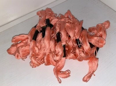 25+ American Thread Star Six Strand Embroidery Thread 9 Yards Peach Salmon Pink - Image 1 of 3