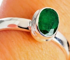 Natural Beautiful Zambian Emerald (7x5) 925 Sterling Silver Ring U.S. Size 7.5 - Picture 1 of 4