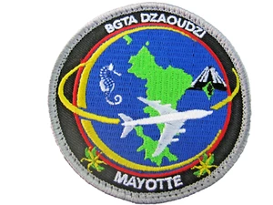 ECUSSON GEND. LA BGTA DE DZAOUDZI MAYOTTE 976 SUR SCRATCH 80MM - Picture 1 of 1