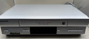 Panasonic VCR PV-V4525S 4 Head OmniVision HiFi VHS No Remote Tested - Picture 1 of 3