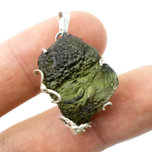 6.01gr MOLDAVITE genuine tektite pendant silver .925 setting #JM332 - Picture 1 of 2