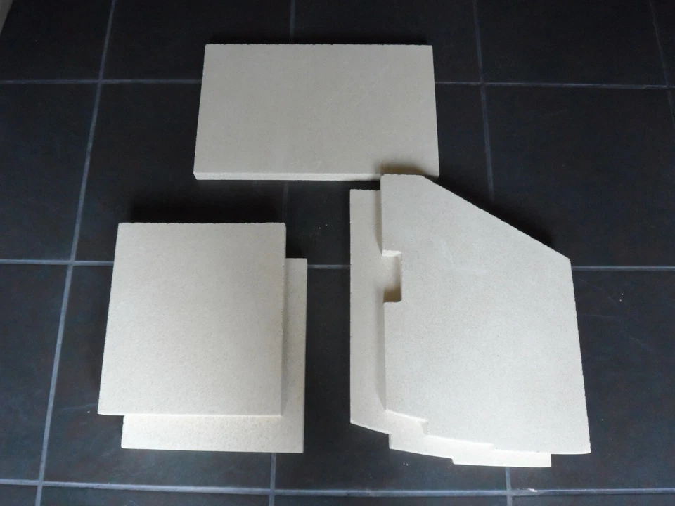 Fire Bricks to fit Firebelly FB2 Stove Fire Bricks Full Set 2 Piece Rear Brick - Image 1 of 1